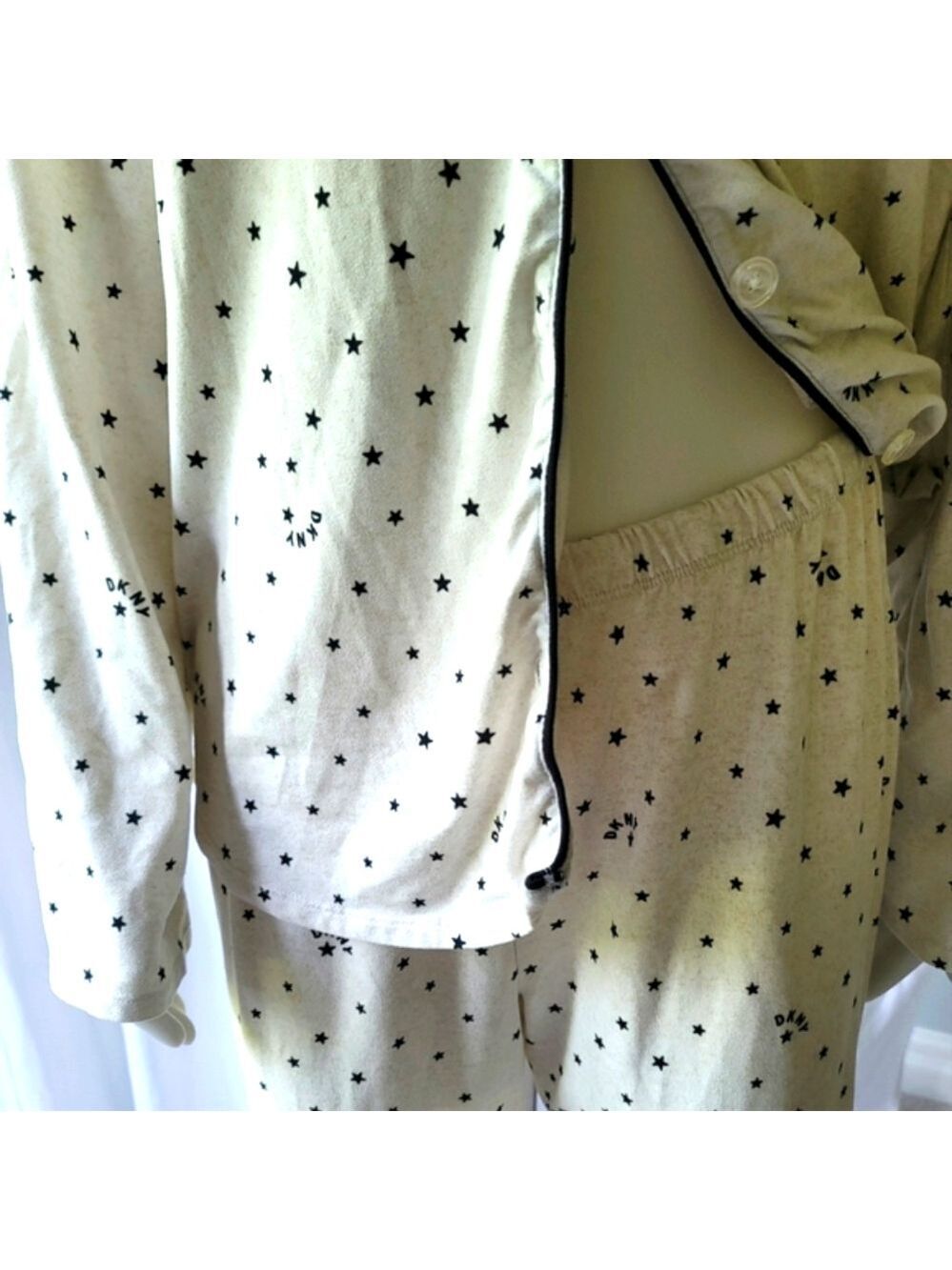 DKNY Star Printed Pajama Set Size M